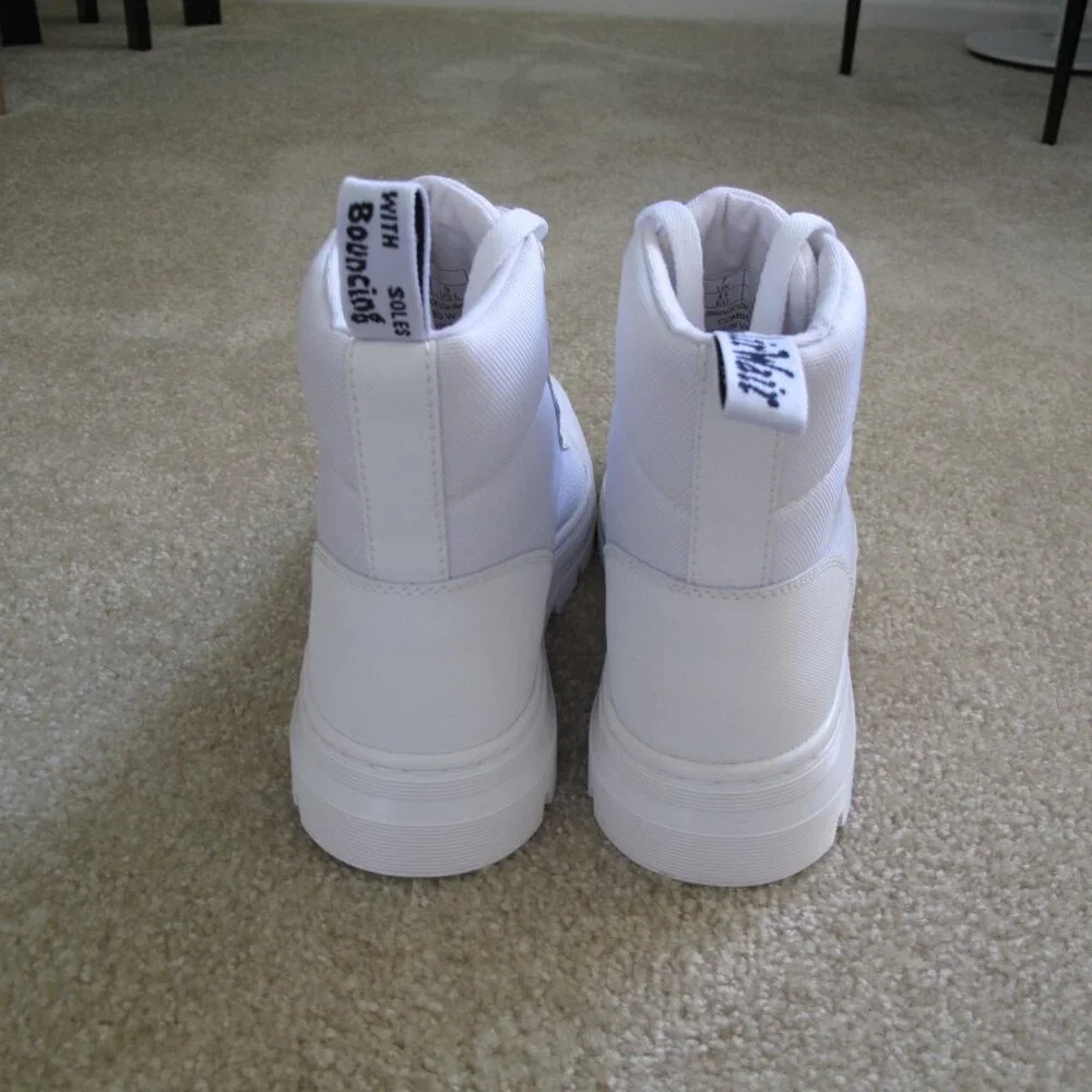 DR. MARTENS Combs White Boots NWT - Picture 5 of 11